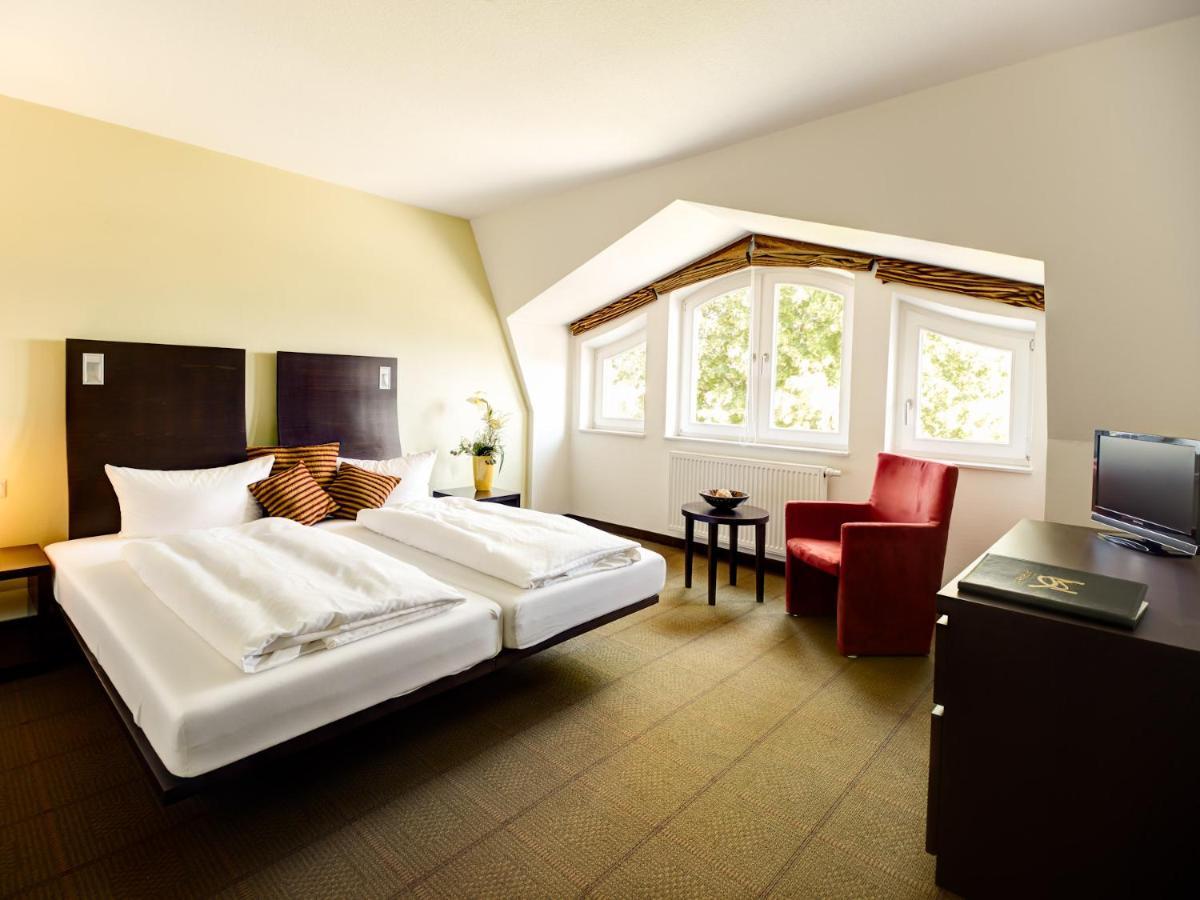 Germania Hotel Am Schlosspark Meyenburg  Dış mekan fotoğraf